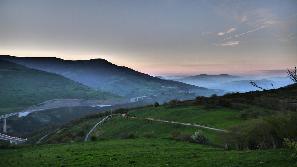 Corral Mayor * La Serna (Cantabria)